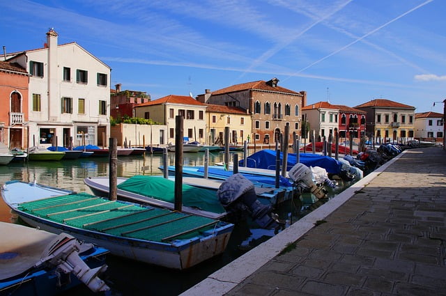 dining in Murano Venice