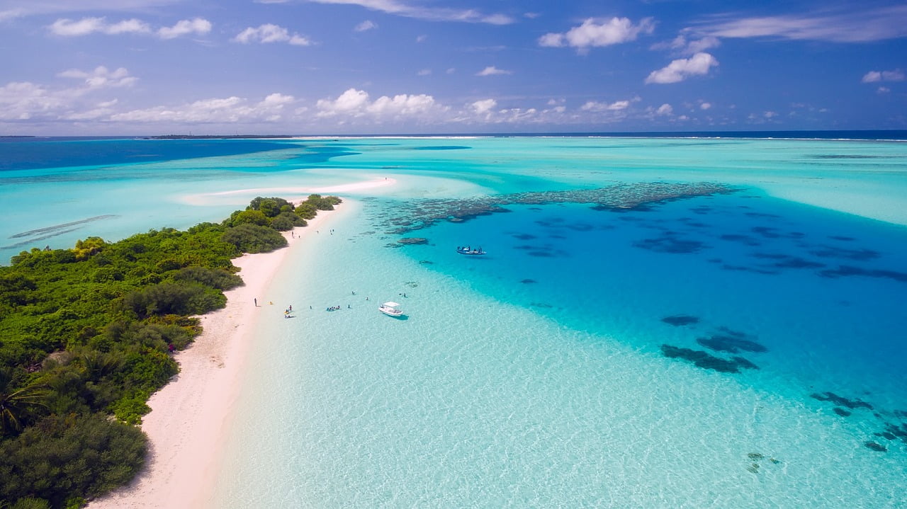 travel to the Maldives